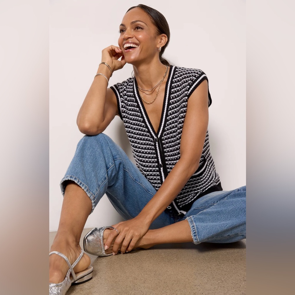 Evereve Willa Lady Like Vest Black & White Striped V-Neck Button Vest